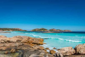 Esperance - turquoisw waters of Lucky Bay - luxury short breaks on private aircraft