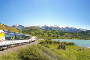 Hapuku - Coastal Pacific seeing New Zealands rugged coastline - Luxury train journeys