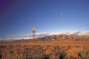 Flinders Ranges – the beautiful colours of the Flinders Ranges – Outback Australia Luxury Short Breaks