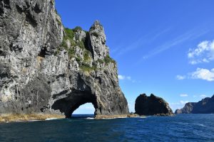 Bay of Islands - Hole in the Rock jet boat ride - Luxury short breaks New Zealand