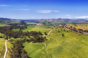 Gundagai - Dog on Tuckerbox - luxury Solo Tours