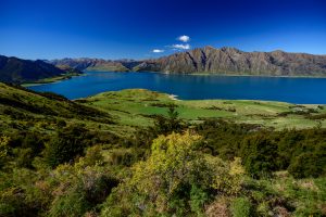 Lake Wanaka - New Zealand's fourth largest lake - Luxury short breaks South Island