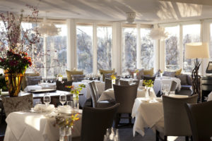 Daylesford - Lake House set for lunch - luxury short breaks Victoria