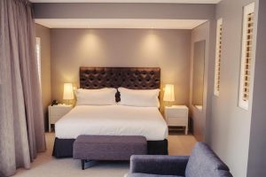 Perth - Ritz Carlton Rooms - Luxury solo tours